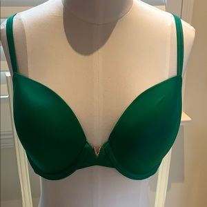 Victoria’s Secret Emerald Green Bra 36C